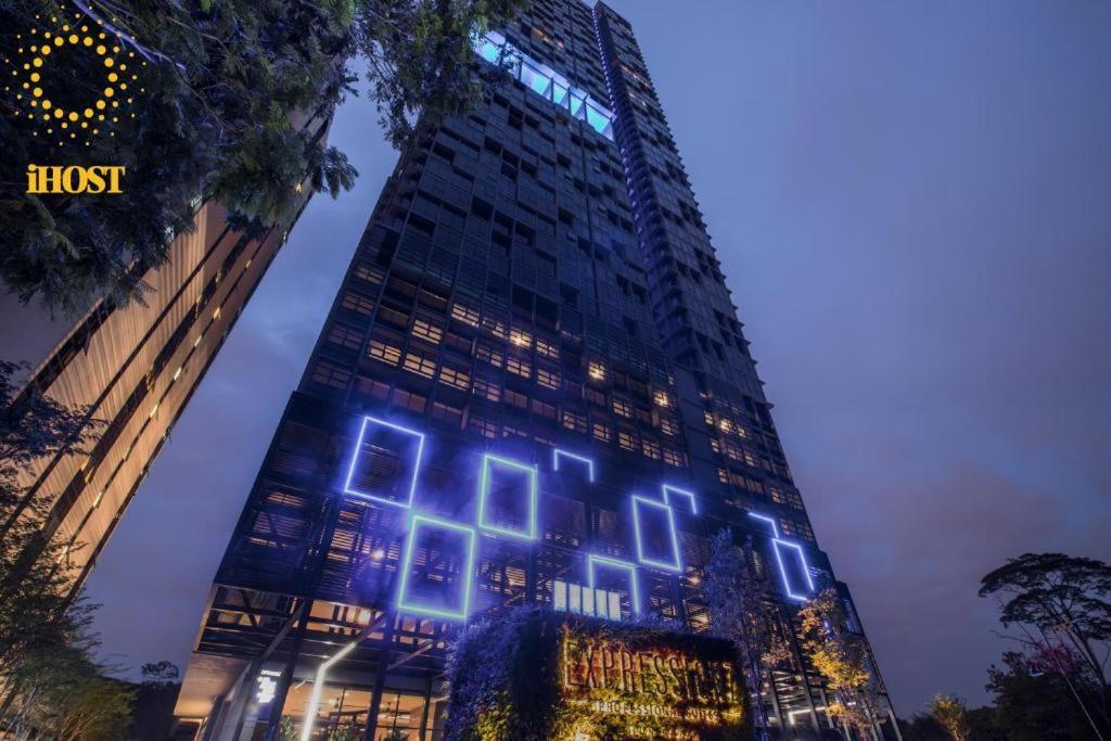 Expressionz Suites Kuala Lumpur Exterior photo
